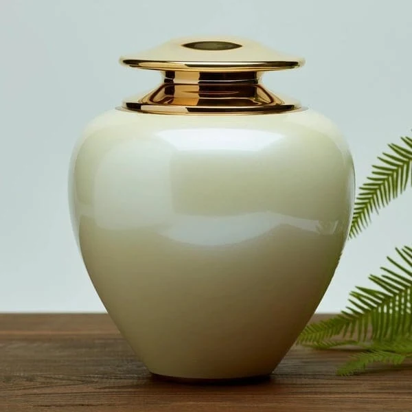 Satori Pearl Large Urn 2